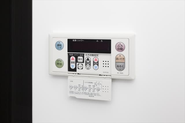 Room image 16