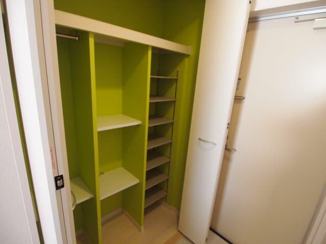 Room image 10