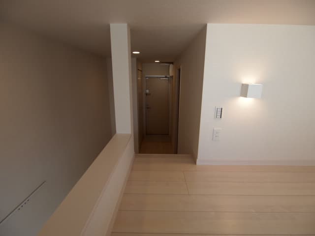 Room image 9