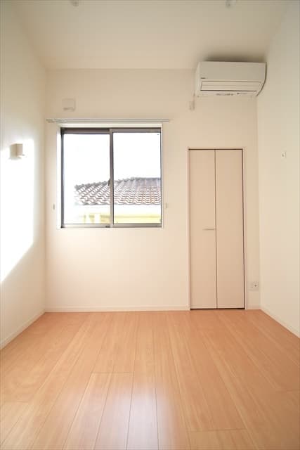 Preview interior of Loup de mer Sagami Ohno