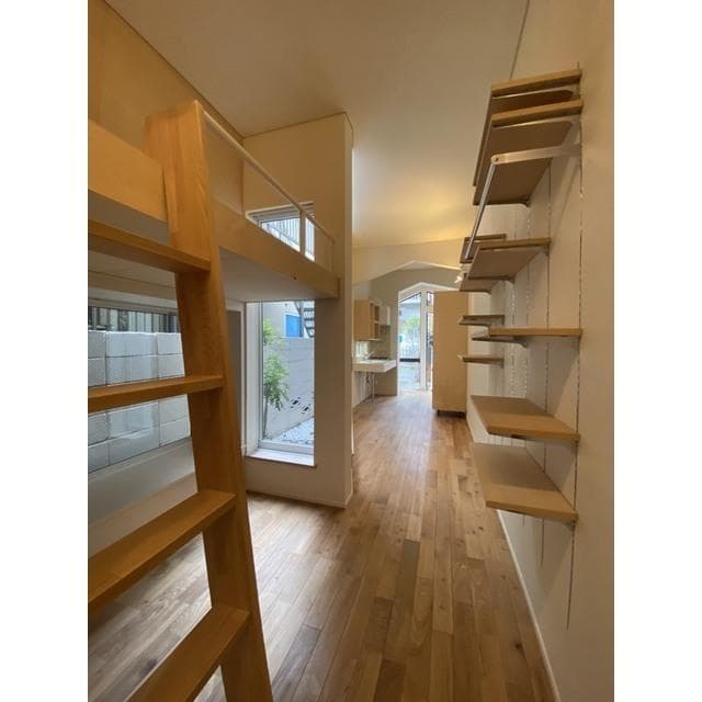 Room image 15