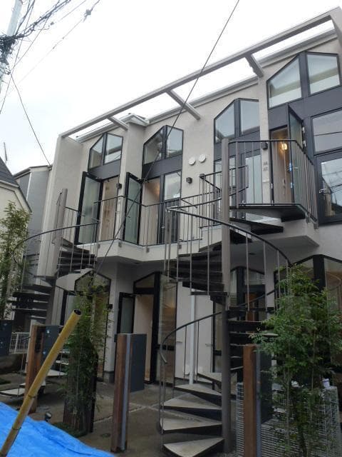 Room image 16