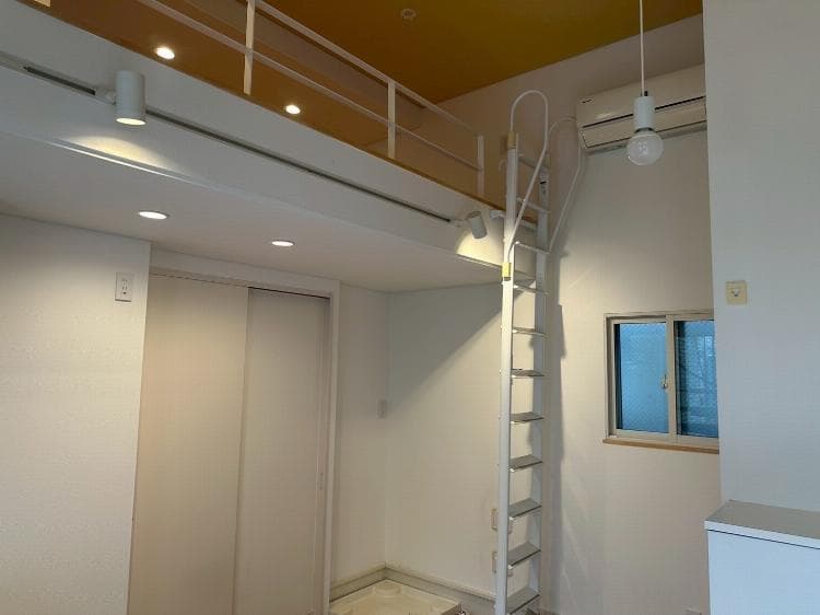 Room image 9