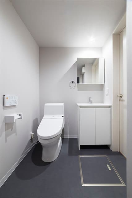 Room image 13