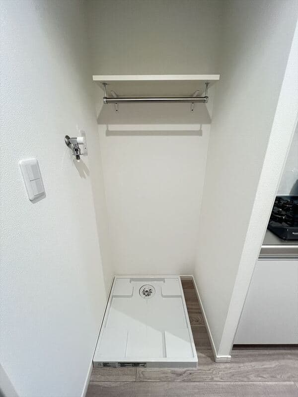 Room image 15