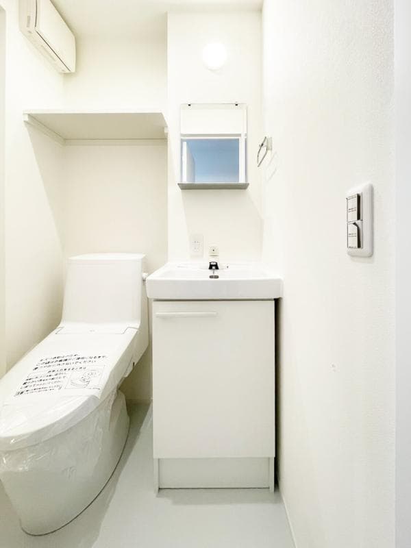 Room image 13