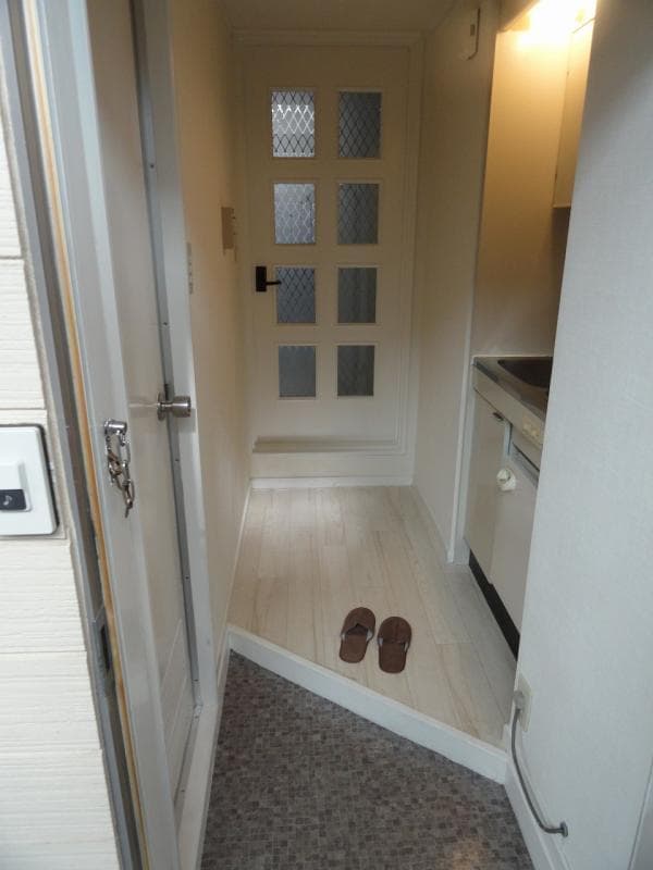 Room image 8