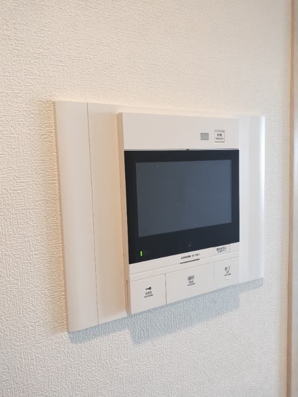 Room image 12