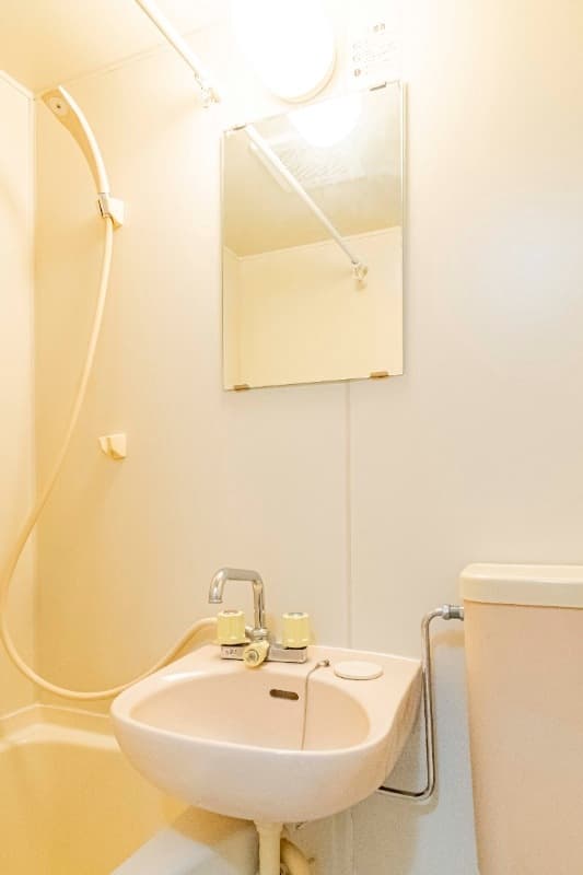 Room image 8