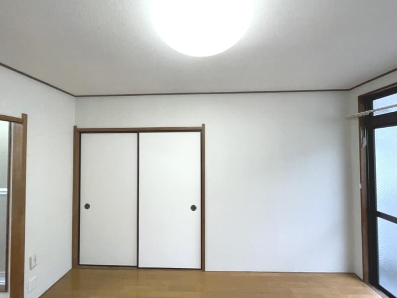 Room image 9
