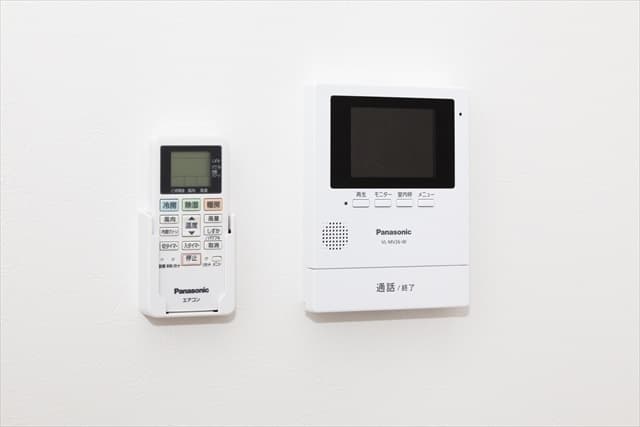 Room image 11