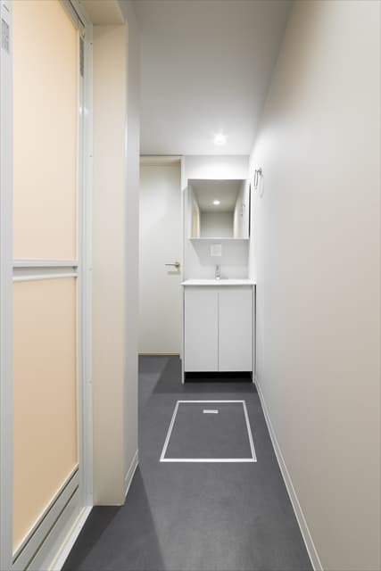 Room image 13