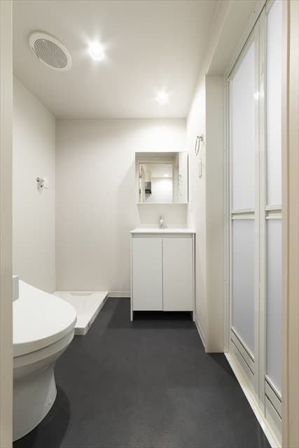 Room image 12
