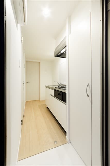 Room image 16