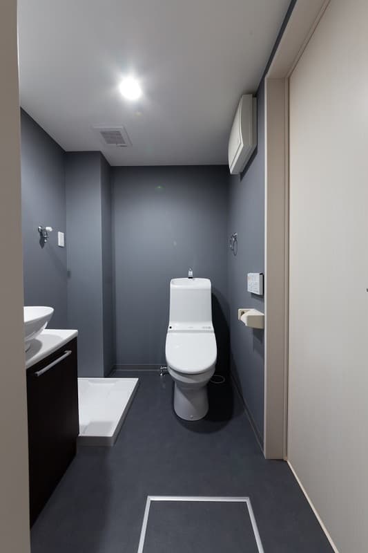Room image 16