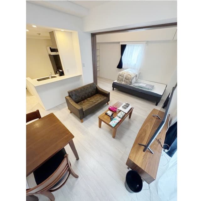 Room image 13
