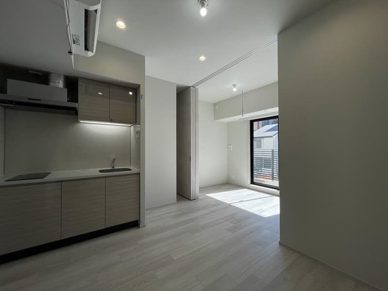 Room image 10