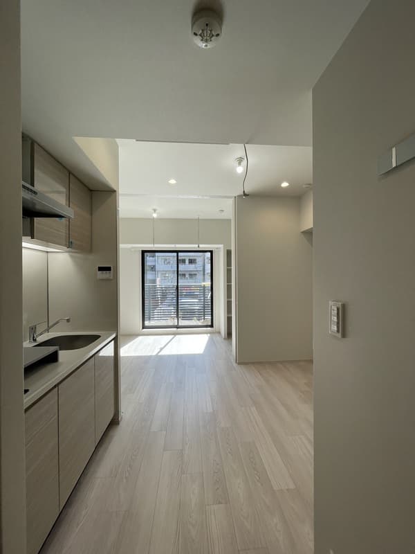Room image 8