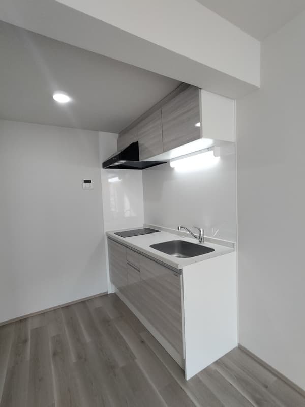 Room image 9