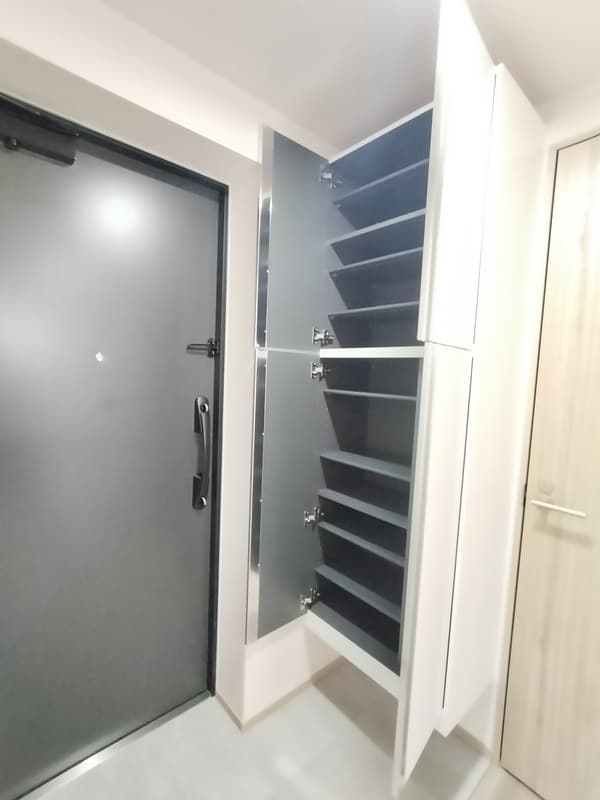 Room image 16