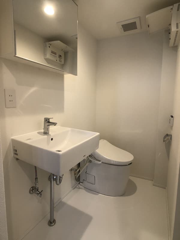 Room image 10