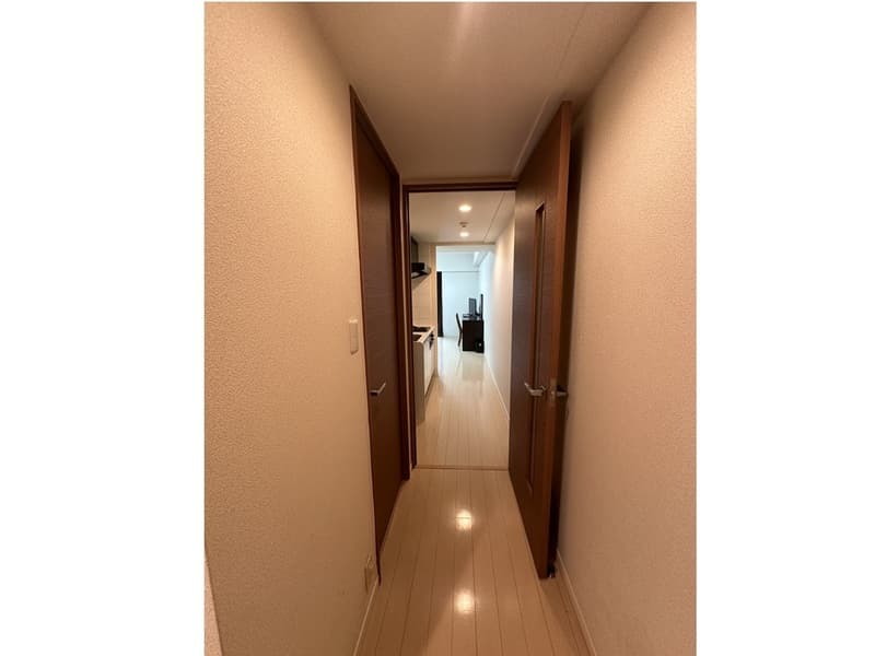 Room image 15