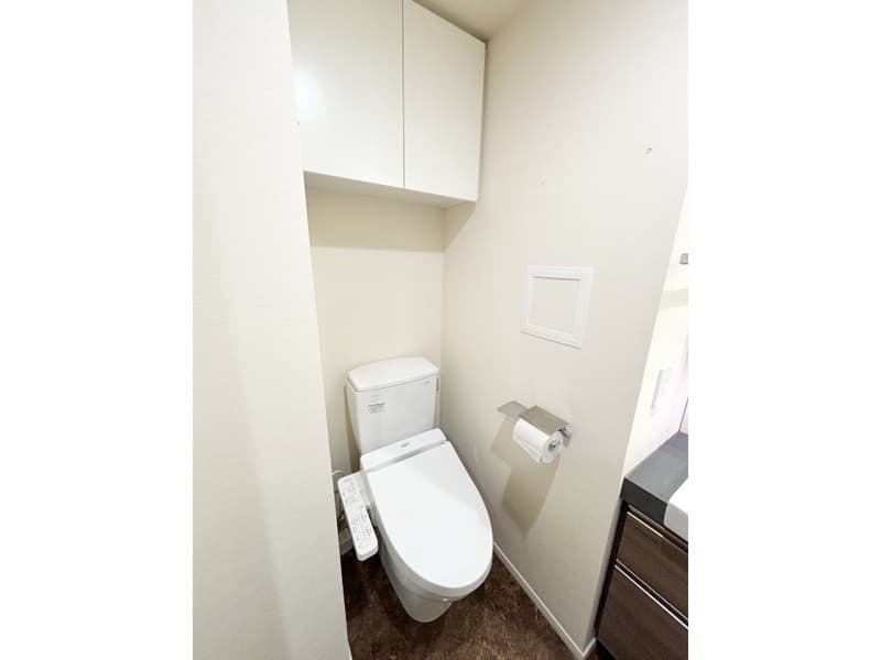 Room image 12