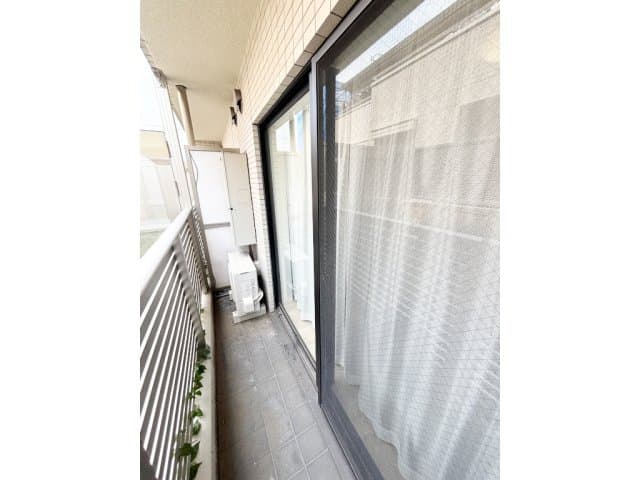 Room image 15
