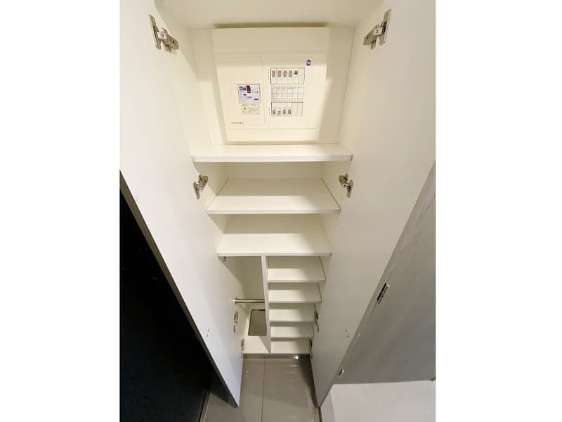 Room image 16