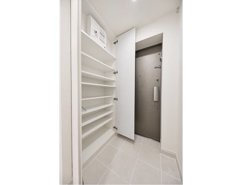 Room image 11