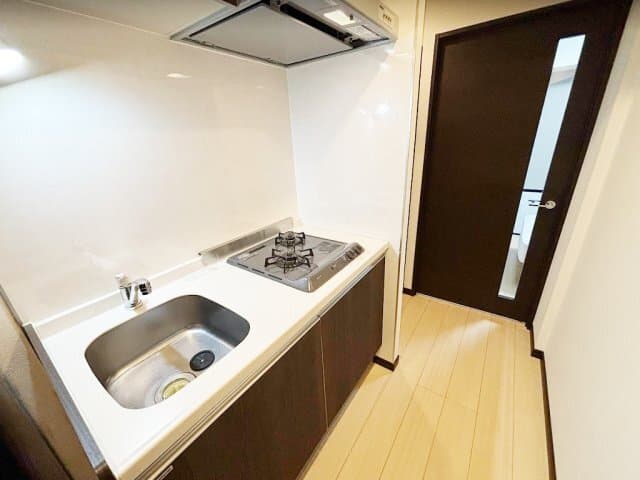 Room image 9