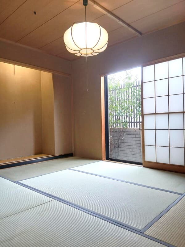 Room image 10
