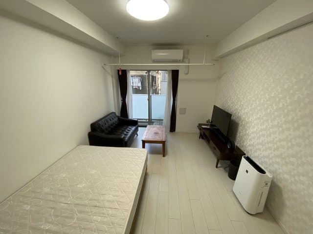 Room image 8