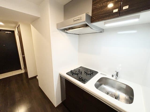 Room image 8