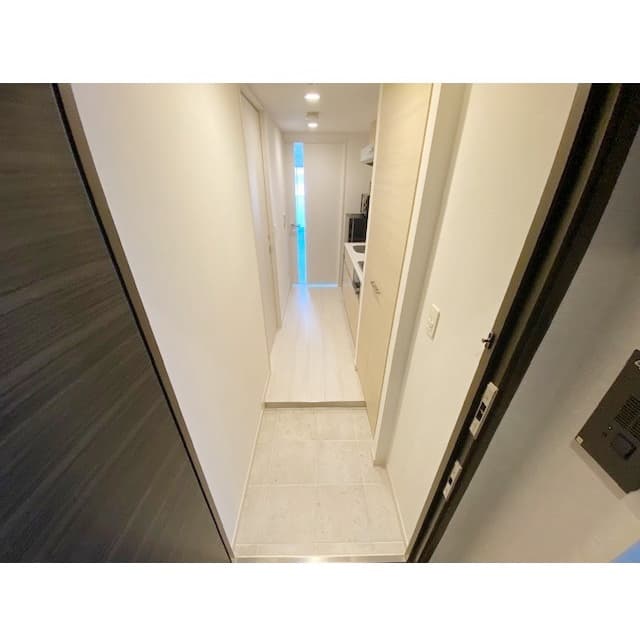 Room image 11