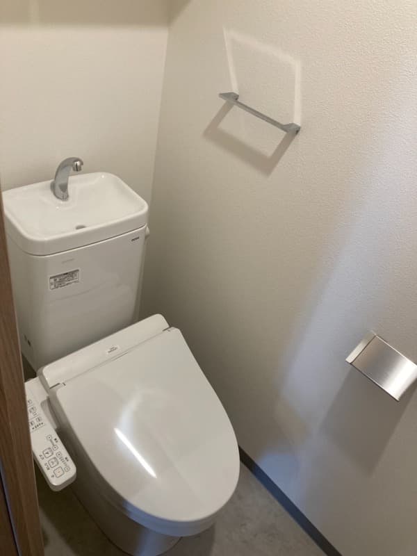 Room image 9