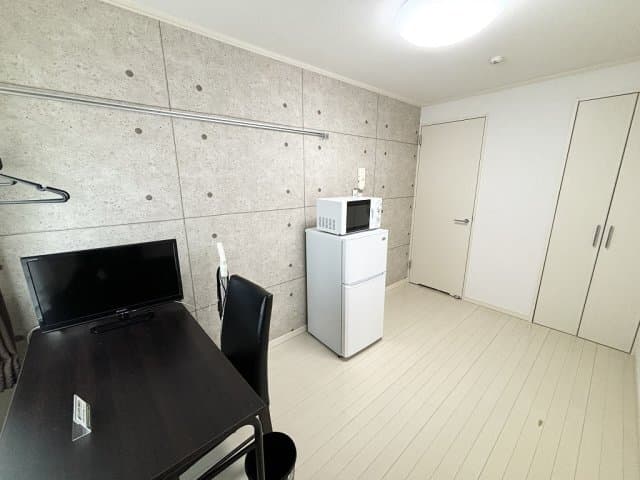 Room image 12
