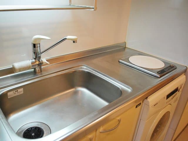 Room image 10