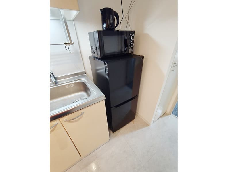 Room image 10
