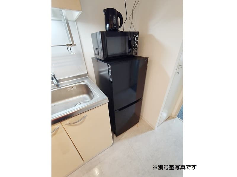 Room image 10