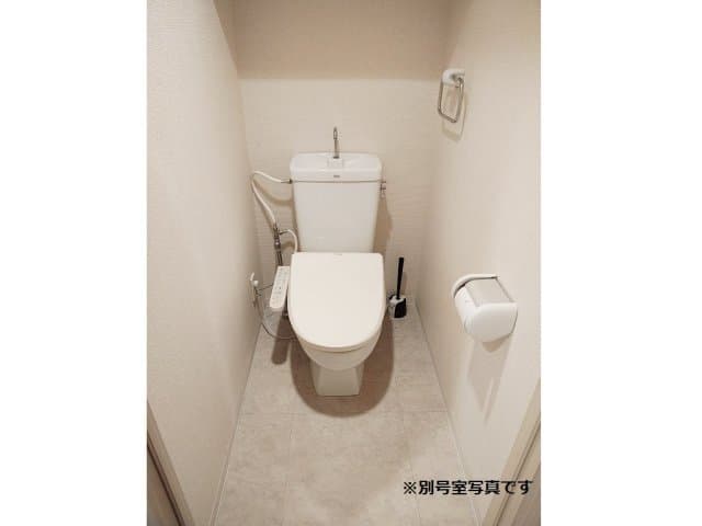 Room image 14