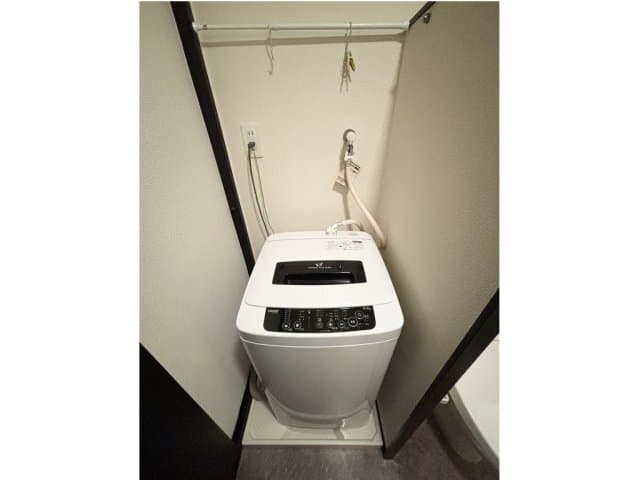 Room image 12