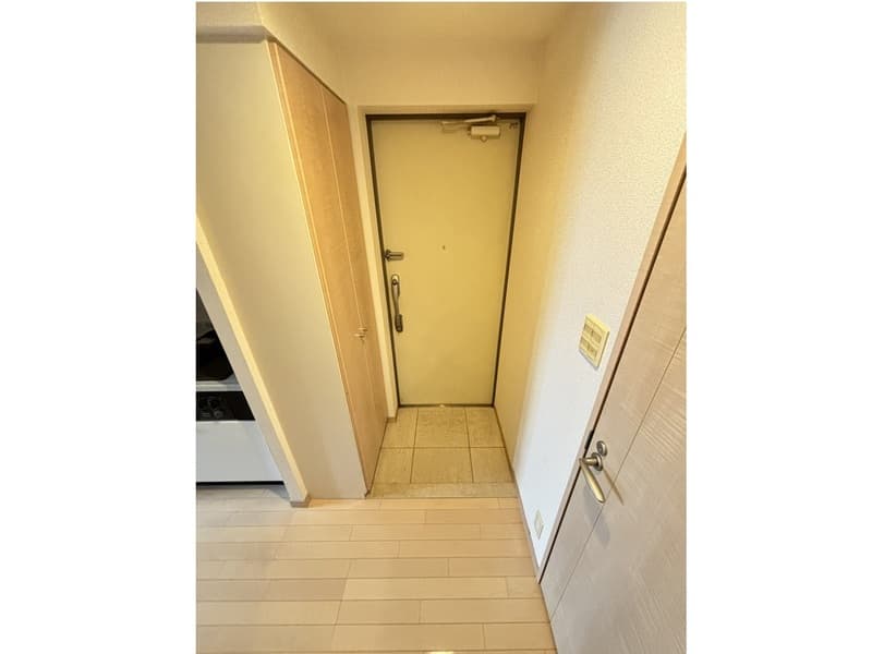 Room image 13