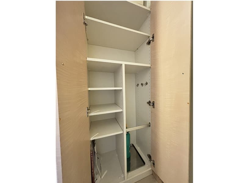Room image 14