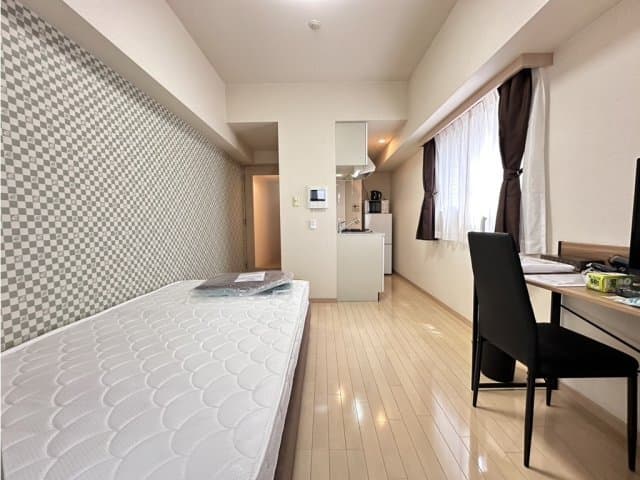 Room image 16