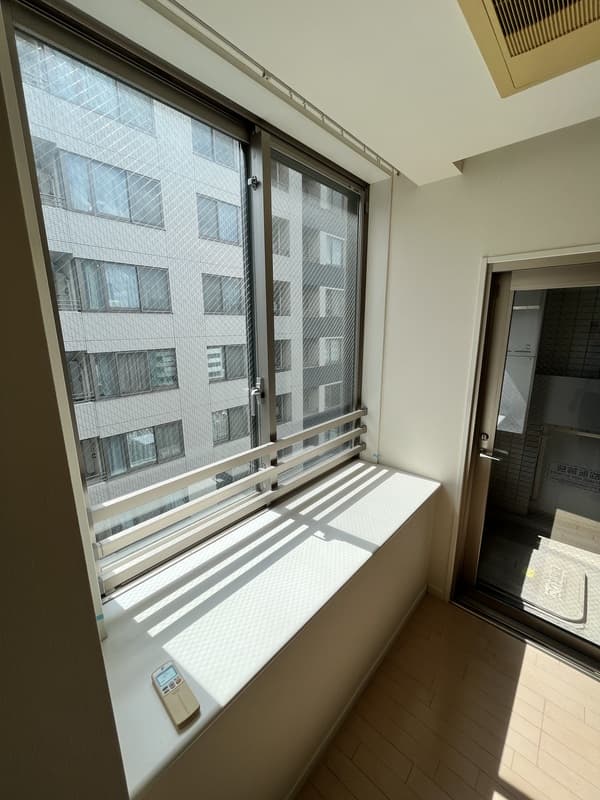 Room image 8