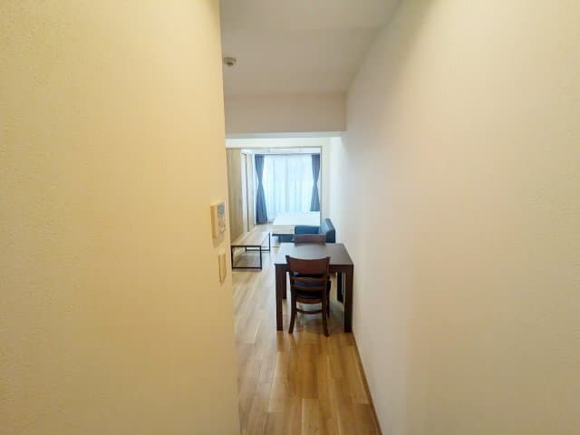 Room image 11