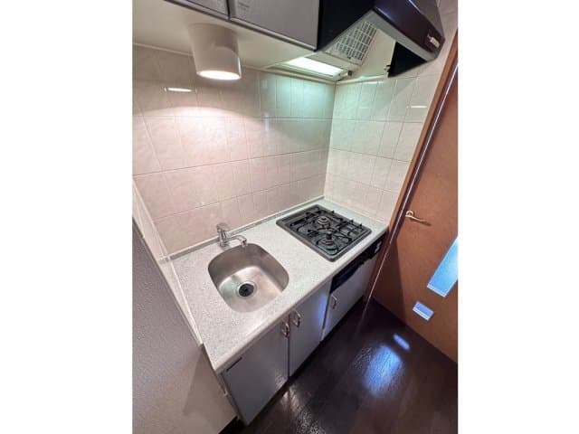 Room image 9