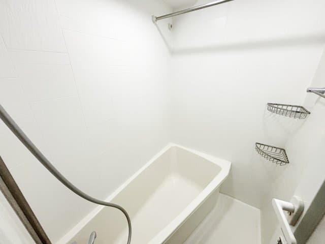 Room image 9