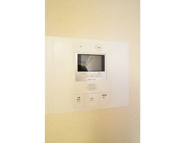 Room image 15